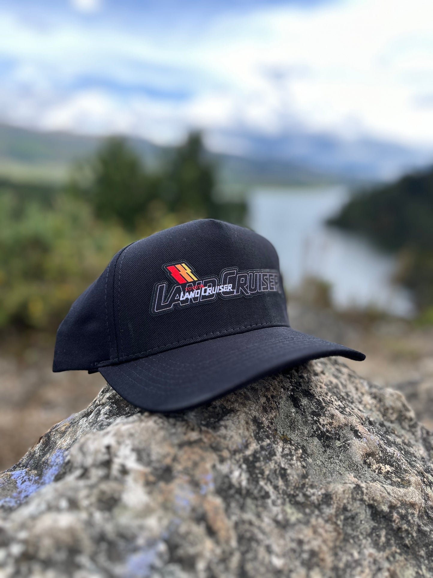 Gorra Toyota Land Cruiser: Un Clásico del Offroad